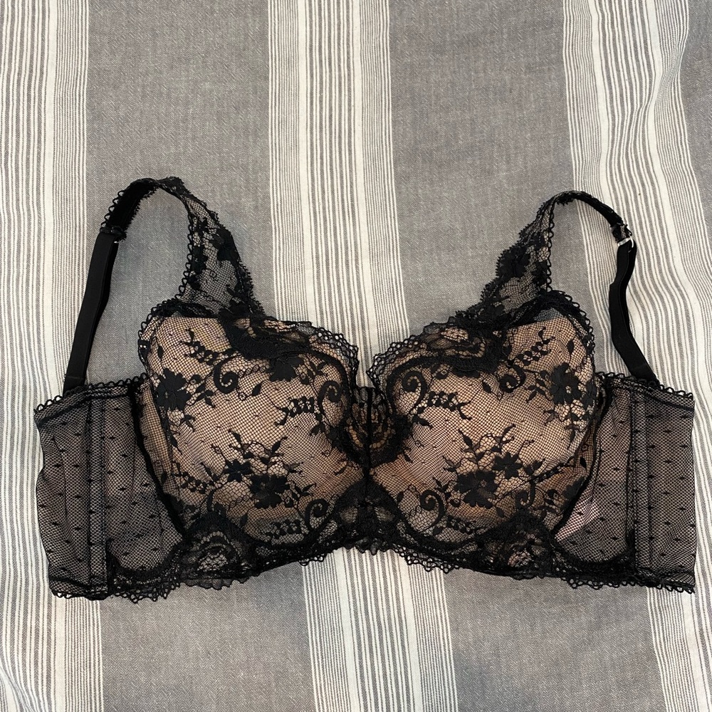 Victoria’s Secret 32DD